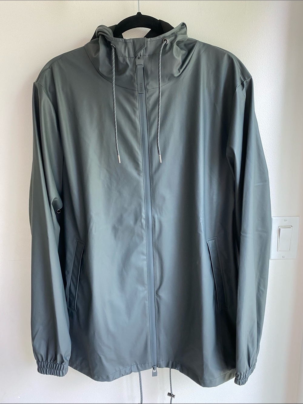 RAINS Unisex Large Grey Raincoat Jacket - Like New!